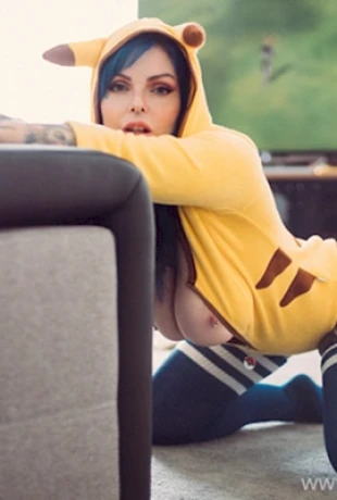 Riae-Suicide-RIA-ELIZABET-MAKKARTI-52