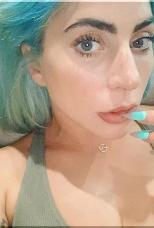 LEDI-GAGA-4