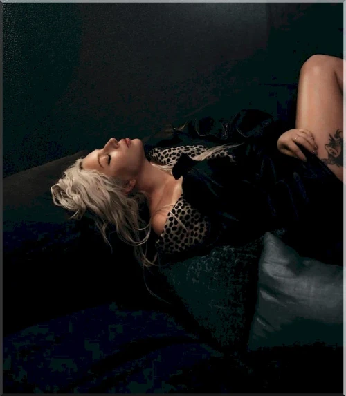 LEDI-GAGA-BLONDINKA-12