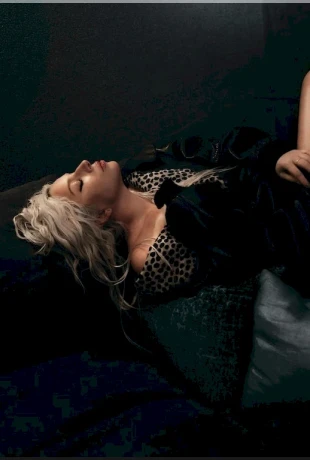 LEDI-GAGA-BLONDINKA-12