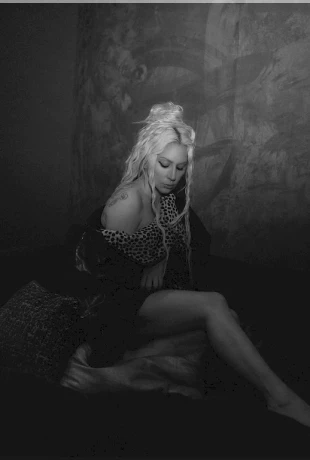 LEDI-GAGA-BLONDINKA-3