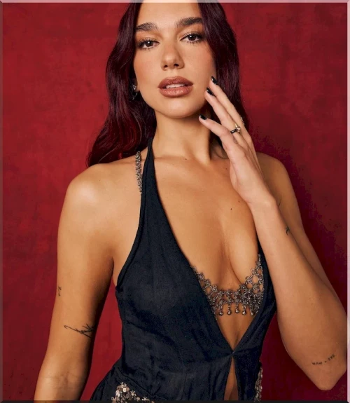 Dua-Lipa-Sexy-At-iHeartRadio-Music-Festival-2