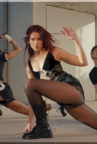 Dua-Lipa-Sexy-In-Illusion-BTS-10