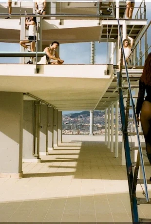 Dua-Lipa-Sexy-In-Illusion-BTS-4