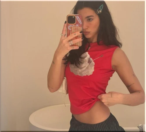 Dua-Lipa-Sexy-Latest-Pictures-1