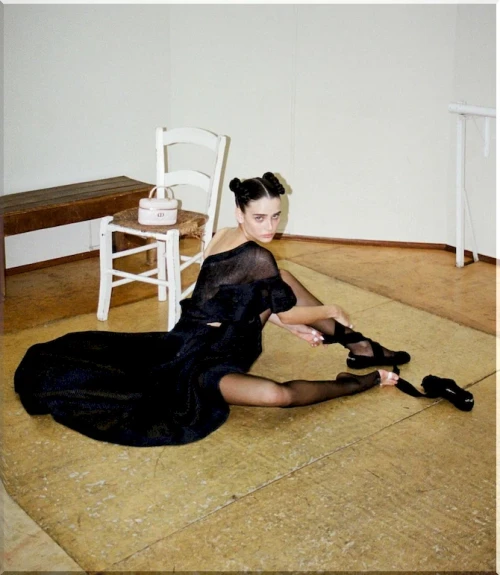 Livia-Nunes-Sexy-In-Ballerina-Flats-By-Dior-9