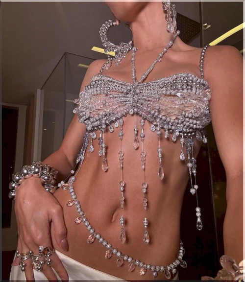 Livia-Nunes-Sexy-In-Brazil-18