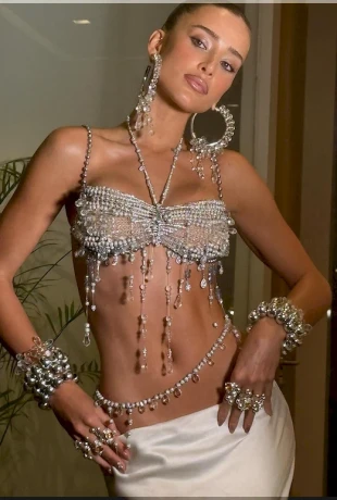 Livia-Nunes-Sexy-In-Brazil-19