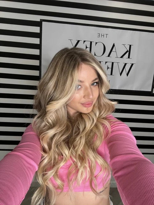 Аня Покров (Аня Pokrov) Hot and beautiful