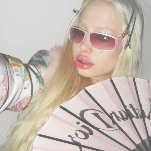Хофманита (Hofmannita) Hot and beautiful