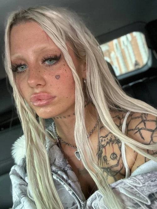 Хофманита (Hofmannita) Hot and beautiful