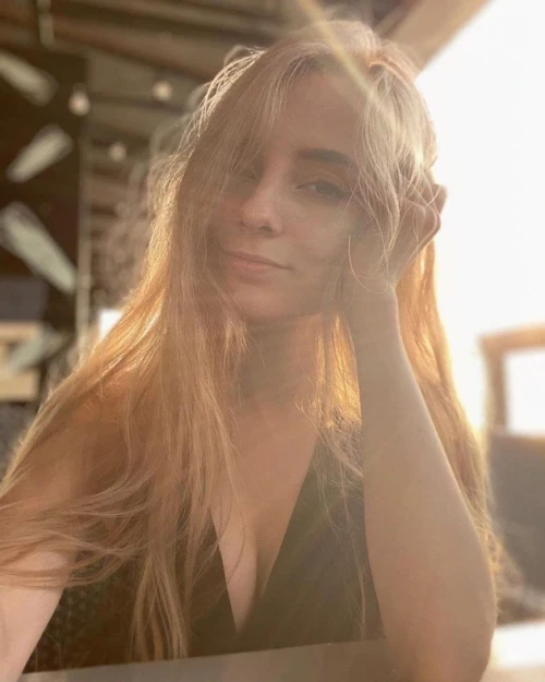 Fasoollka Hot and beautiful