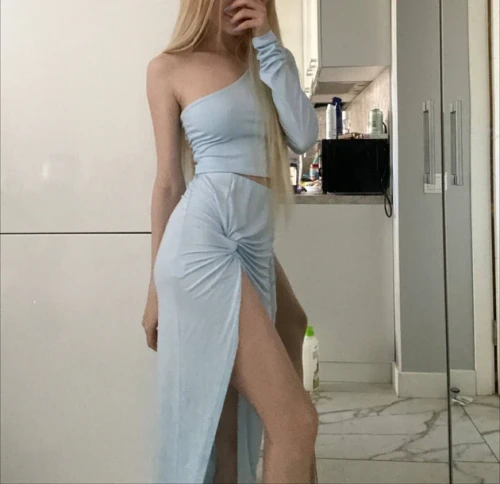 Fasoollka Hot and beautiful